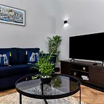 Welcoming And Radiant - Lovely & Family Friendly!